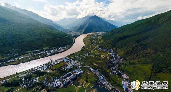 c3737b22-be7d-4a15-8ee3-606b38479c17_batchwm