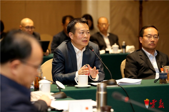 云南省代表團(tuán)分組審議兩高工作報(bào)告等 陳豪阮成發(fā)等參加