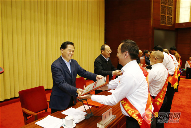 00300982886_5f1f40af 00300982886_5f1f40af