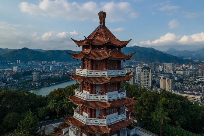 2020年11月22日，三明市麒麟山公園麒麟閣。