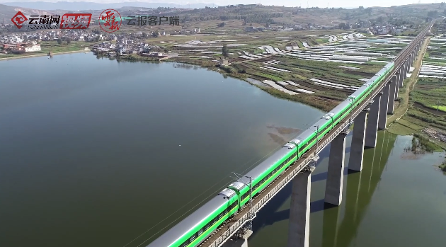 00304324974_66e307aa