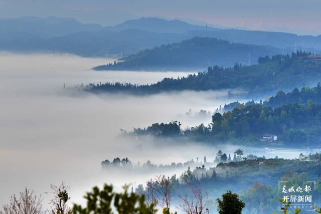 開屏策劃｜冬至云南—保山昌寧霧海（開屏新聞記者及通訊員 攝）