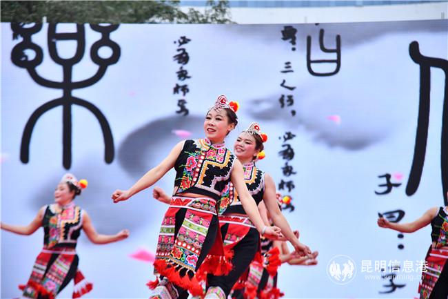 《快樂(lè)賽羅塞》